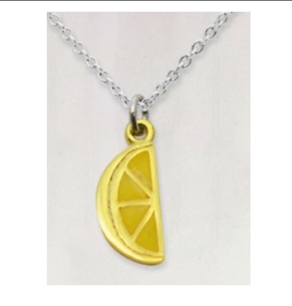 Close-up of lemon slice pendant necklace 925 silver – detailed sunny lemon charm