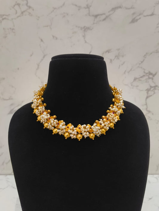 GULNAAR PEARL NECKLACE