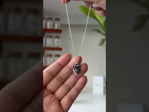 SILVER LOVE MOM NECKLACE