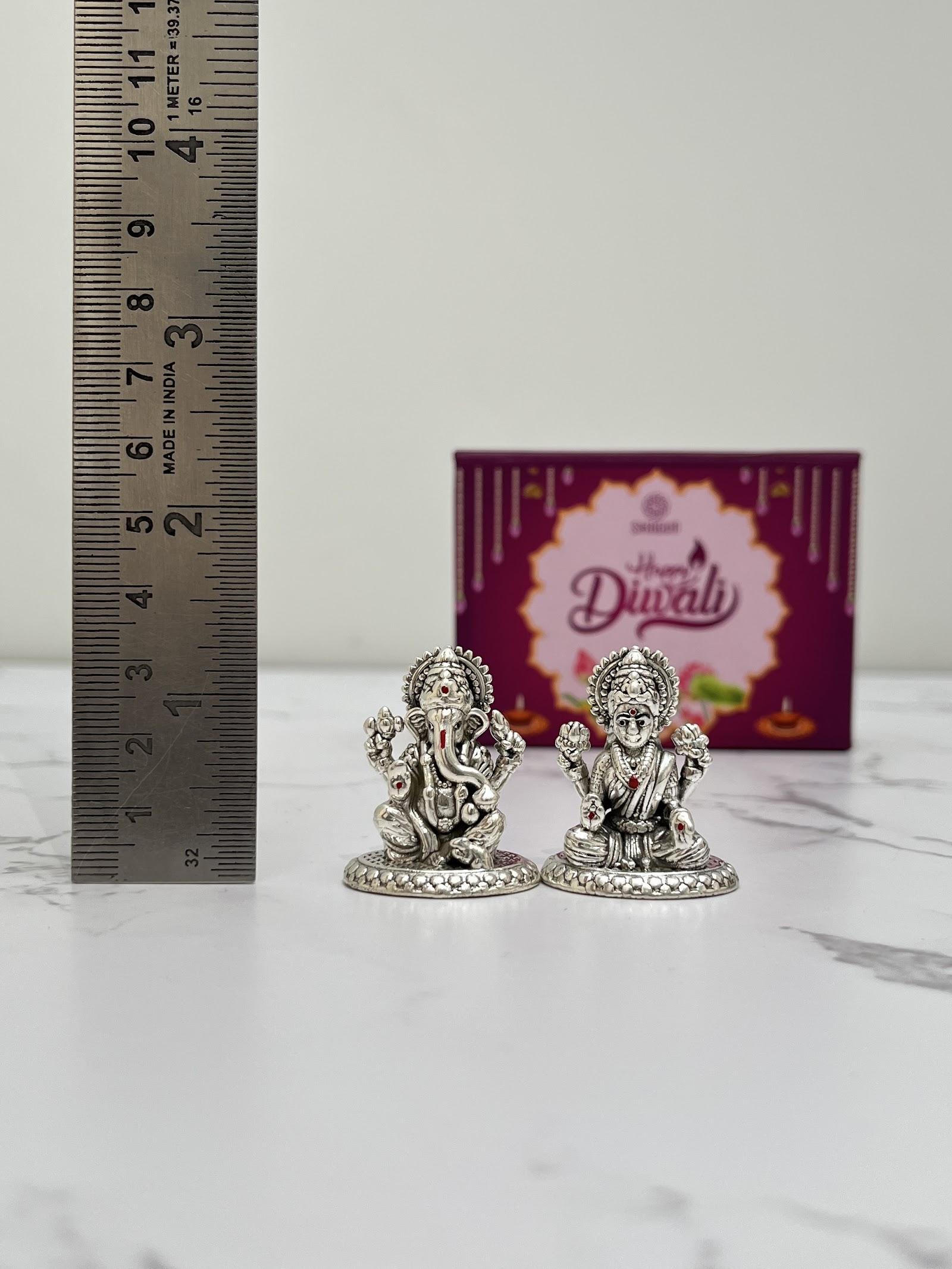 Silver Lakshmi Ganesh Idol · 18 g, sterling silver