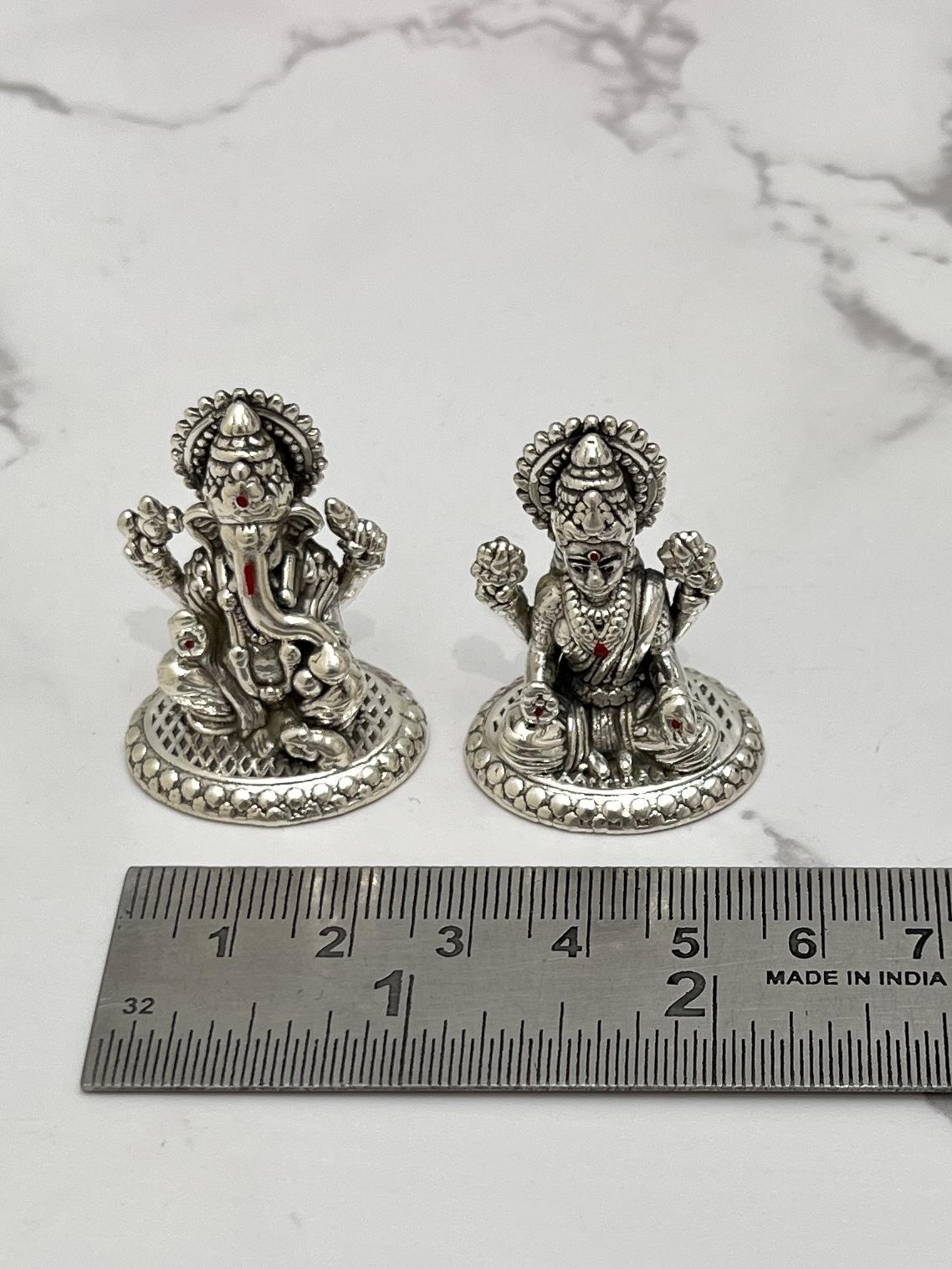 Silver Lakshmi Ganesh Idol · 18 g, sterling silver