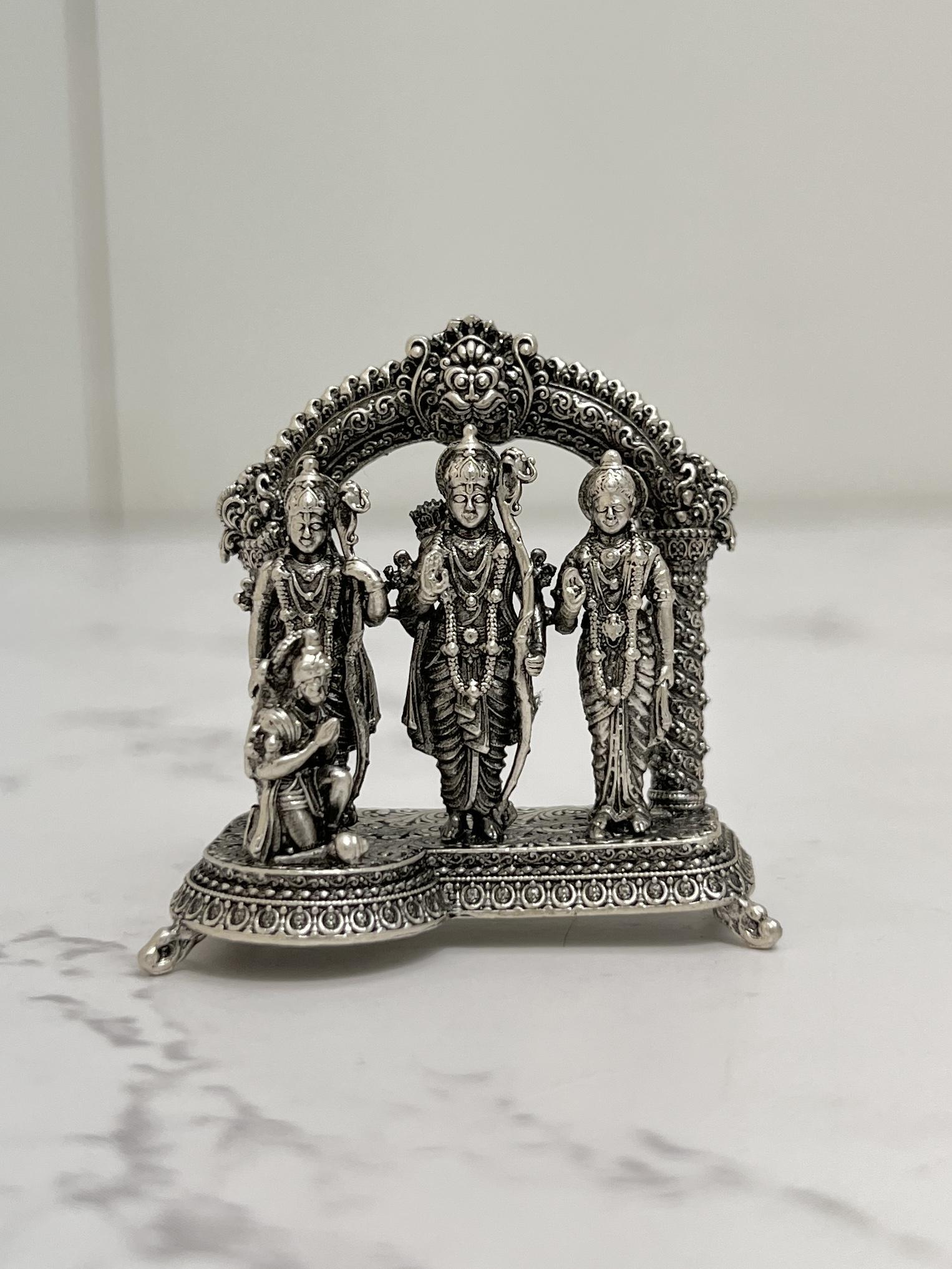 Silver Ram Darbar Idol · 33 g, sterling silver
