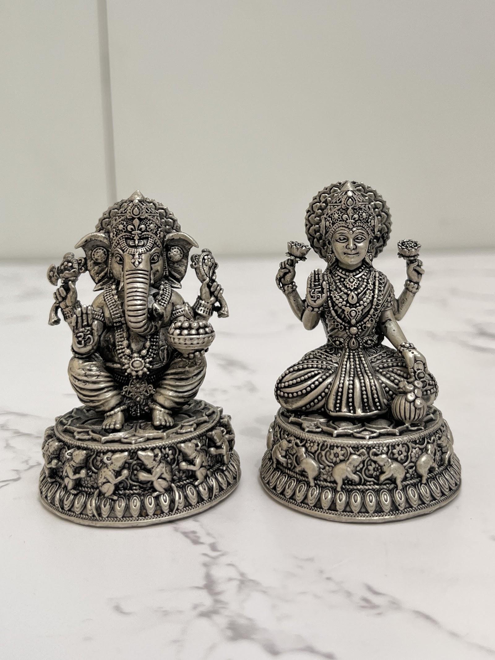 Silver Lakshmi Ganesh Idol · 174 g, sterling silver