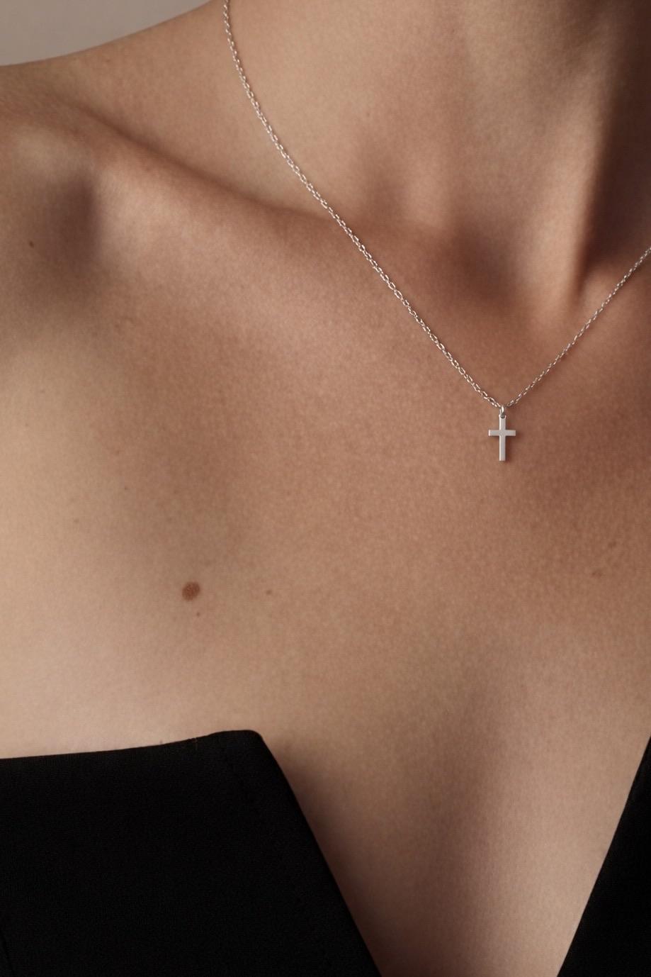 Cross Pendant Necklace
