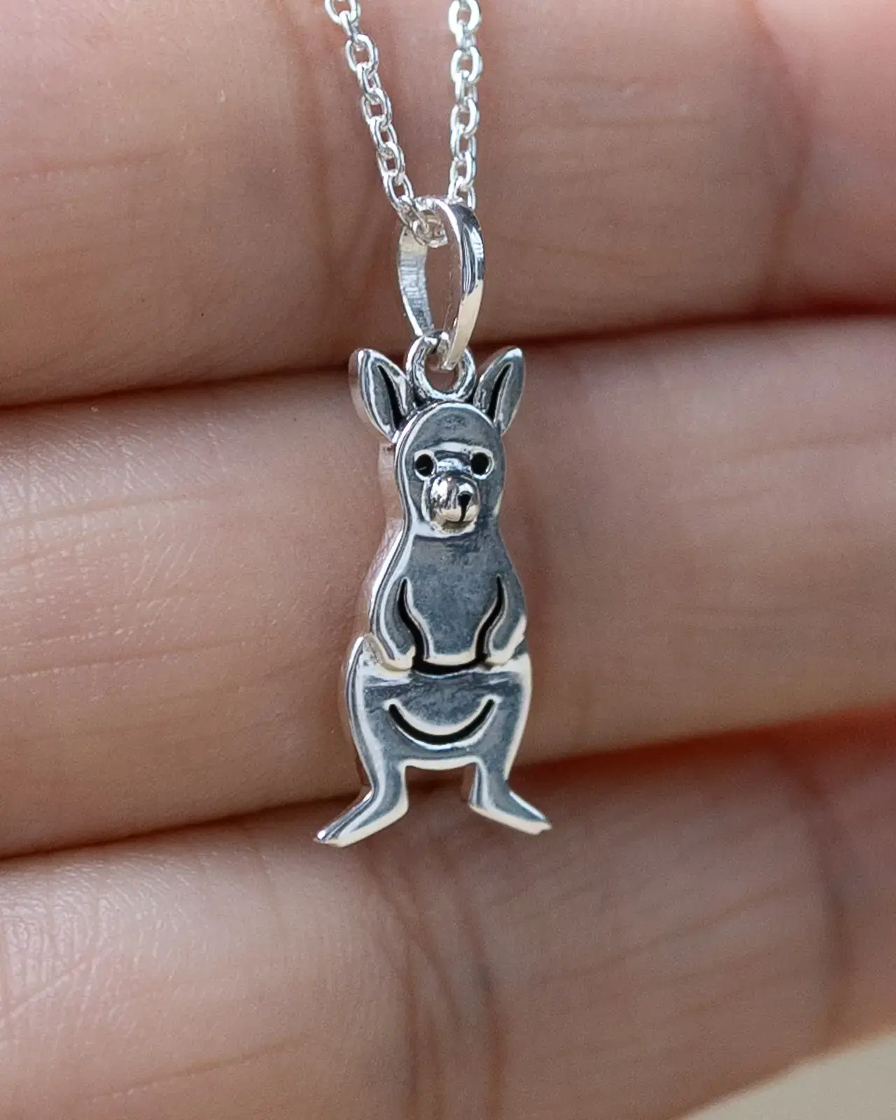 Kangaroo Pendant — With chain