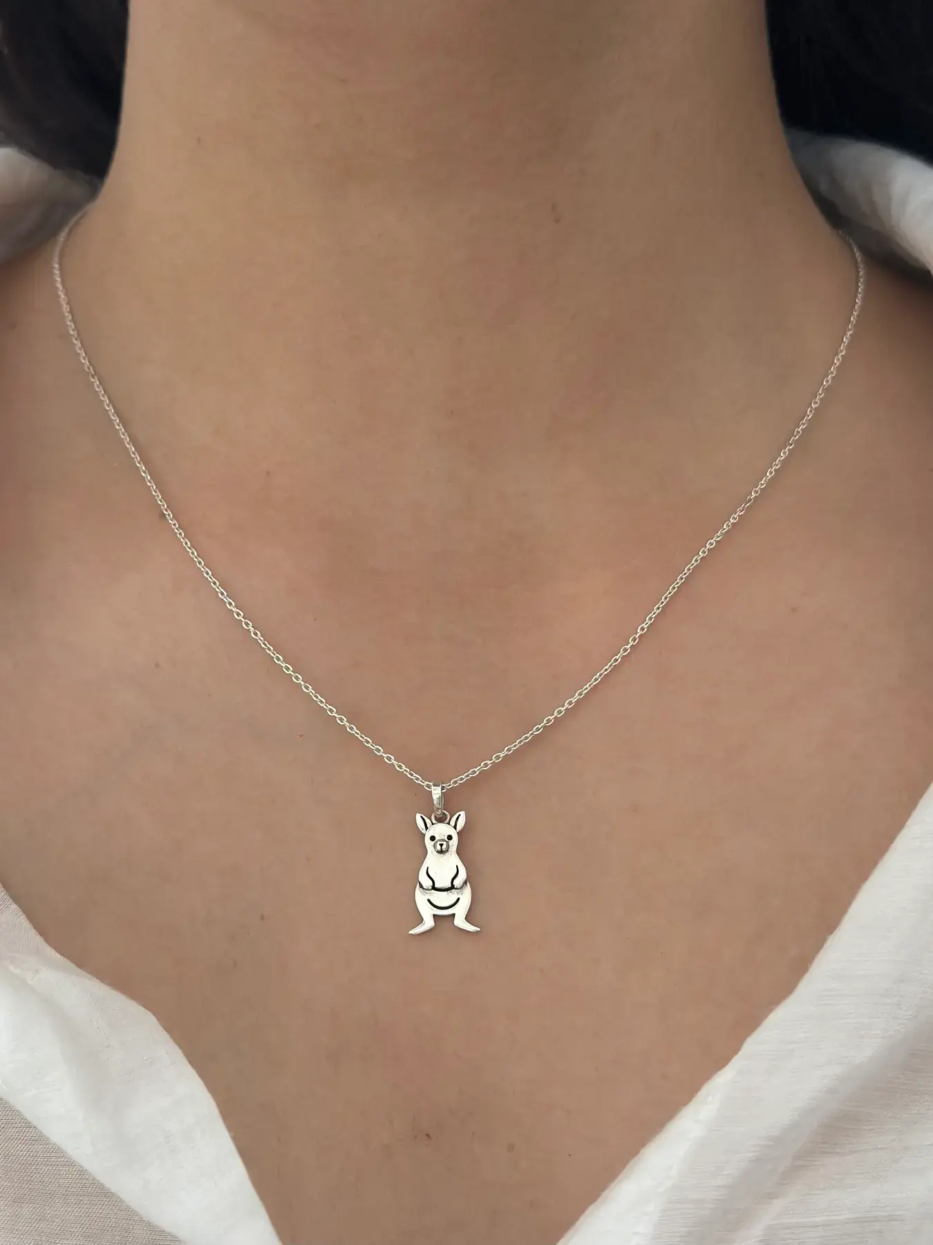 Kangaroo Pendant — With chain