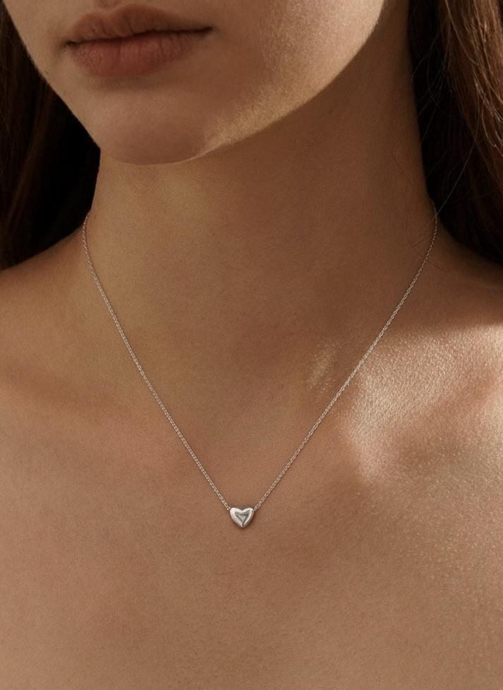 Heart Necklace — Christmas (cabin)