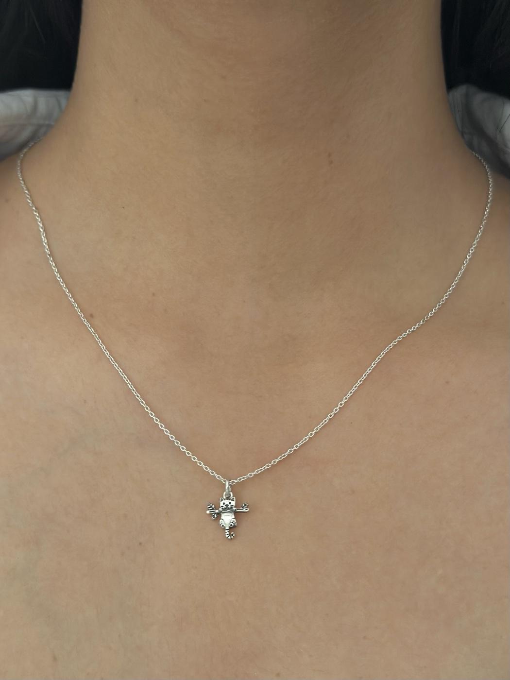 Cat Pendant — Silver · Lazy · With chain