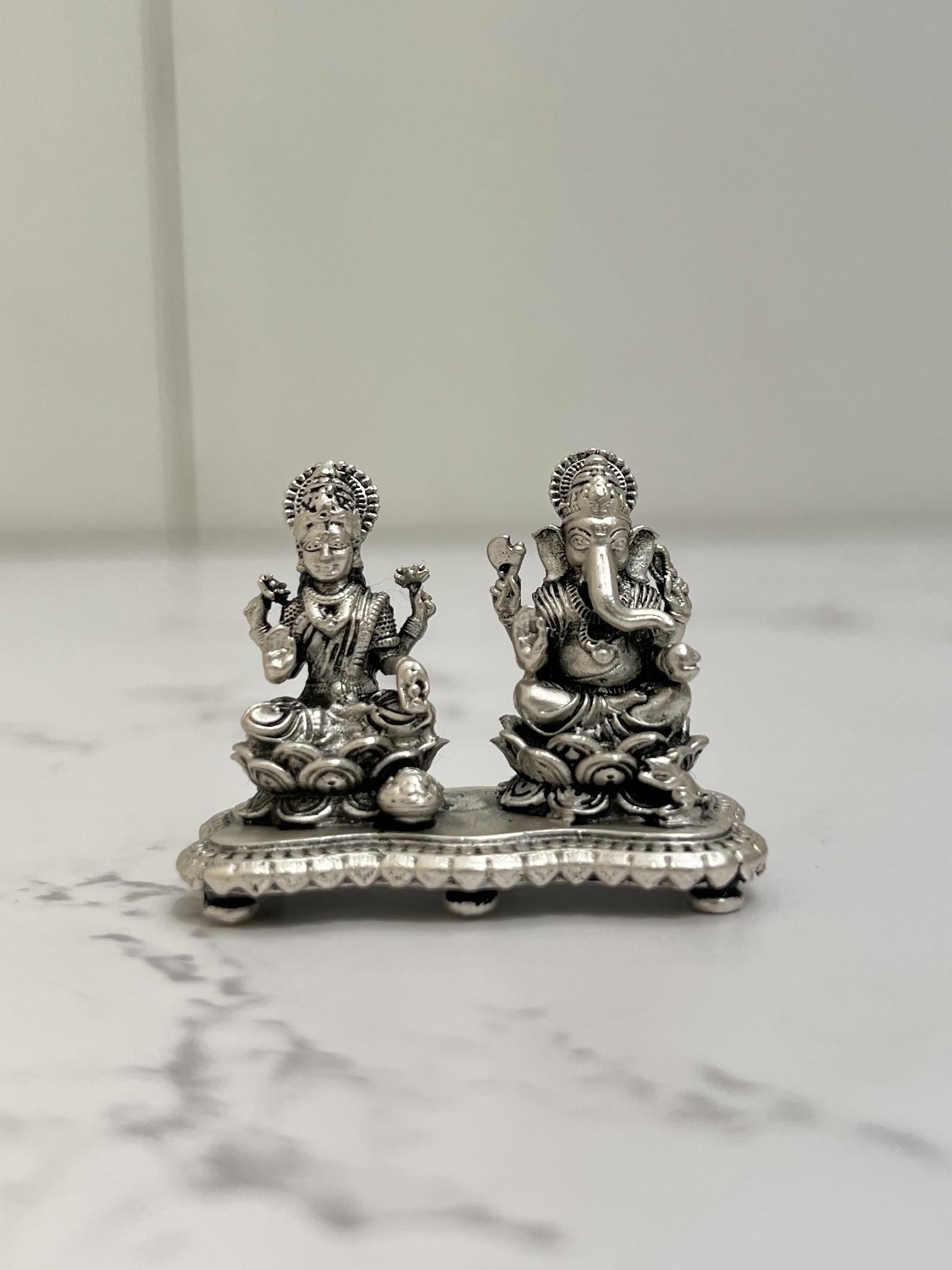 Silver Lakshmi Ganesh Idol · 34 g, sterling silver