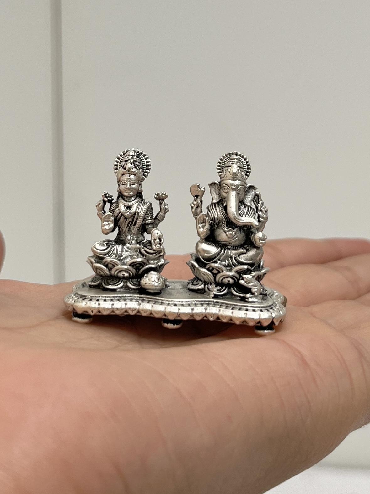 Silver Lakshmi Ganesh Idol · 34 g, sterling silver