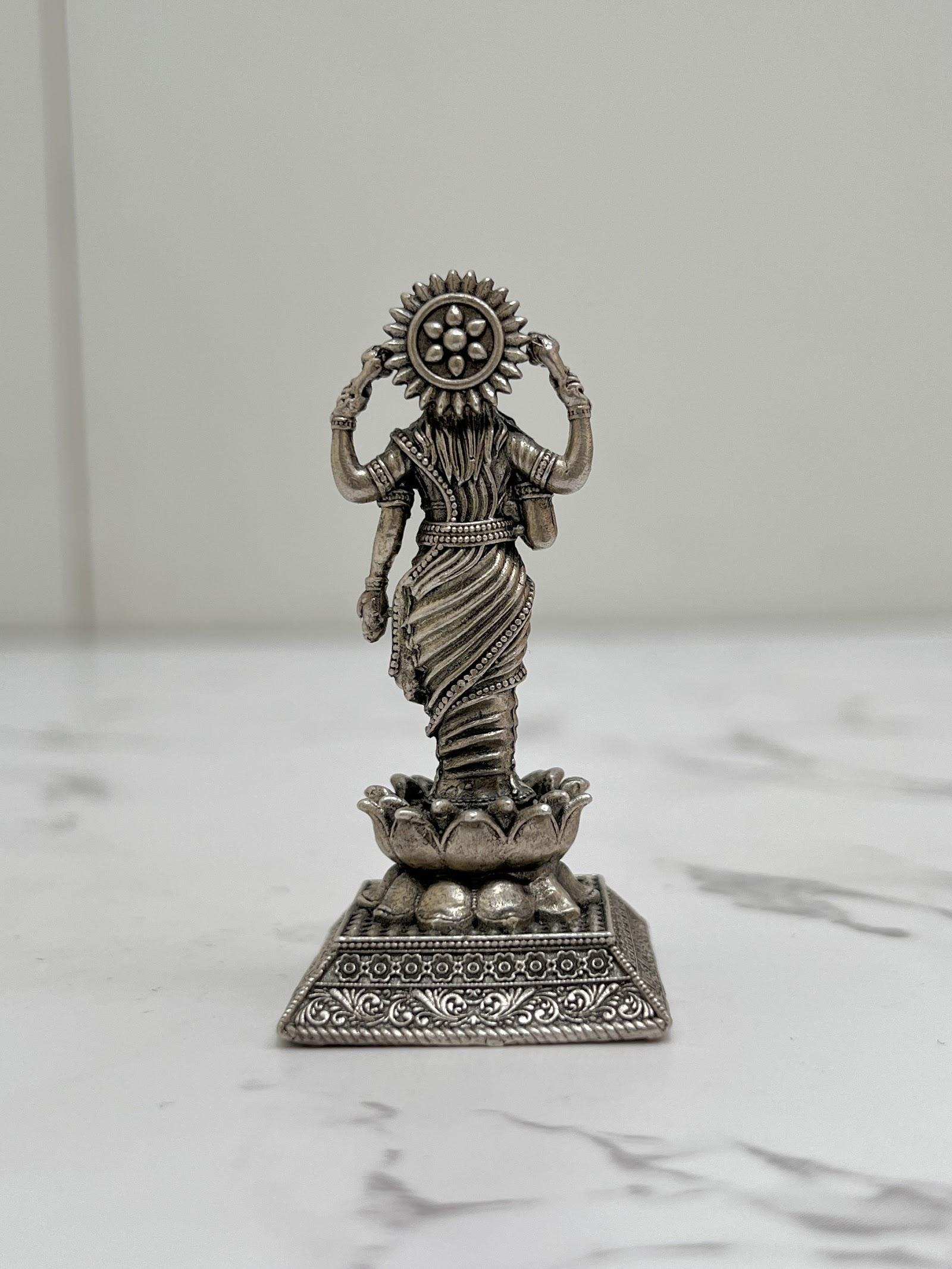 Silver Lakshmi Idol · 37 g, sterling silver