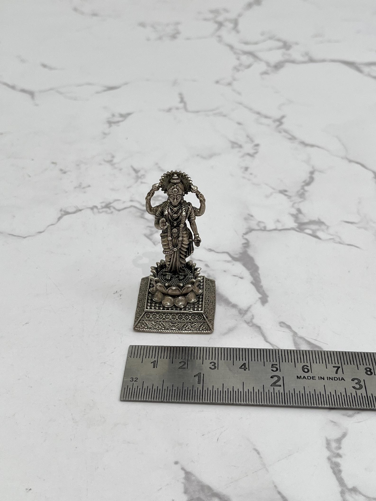 Silver Lakshmi Idol · 37 g, sterling silver