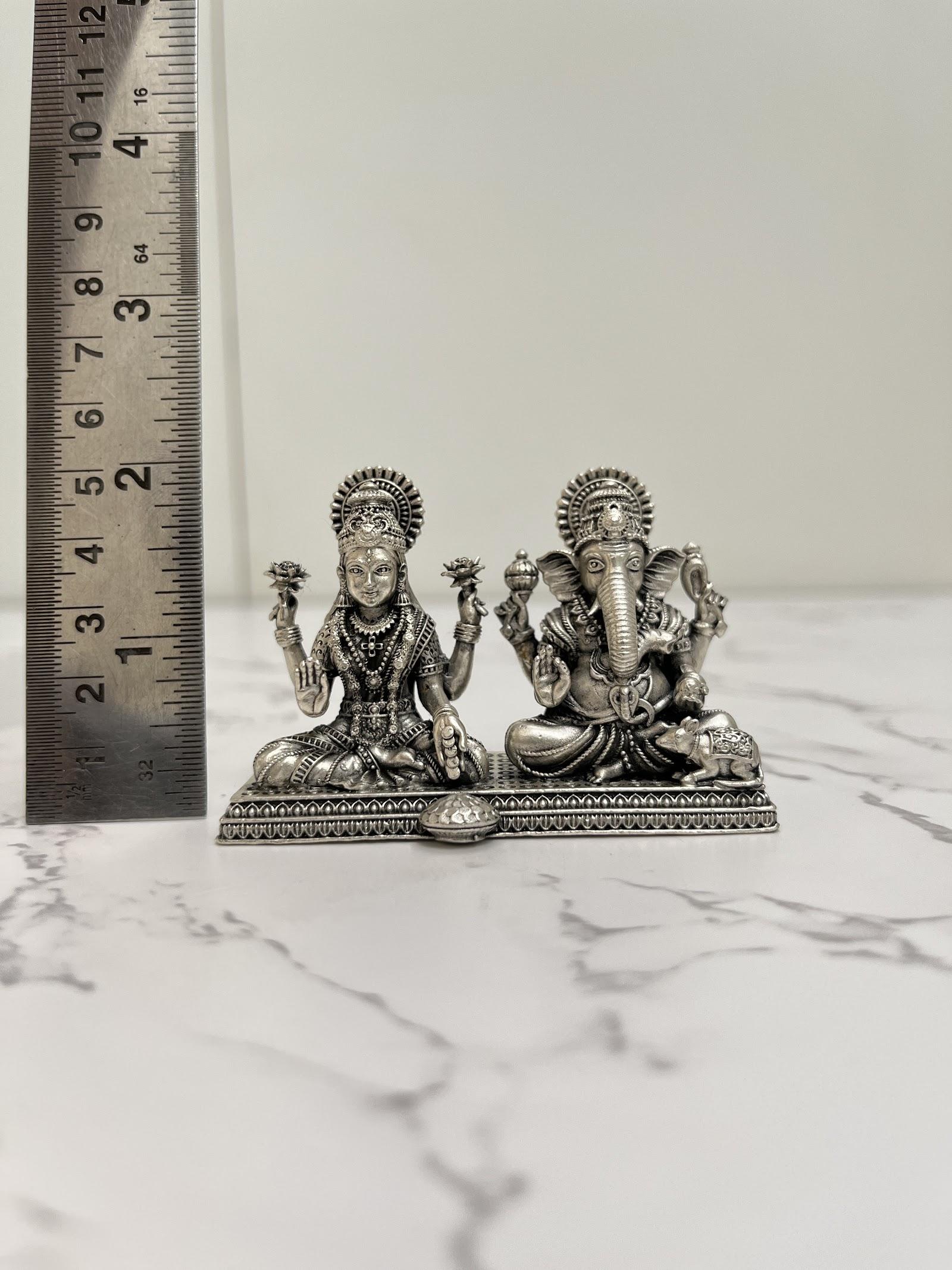 Silver Lakshmi Ganesh Idol · 120 g, sterling silver