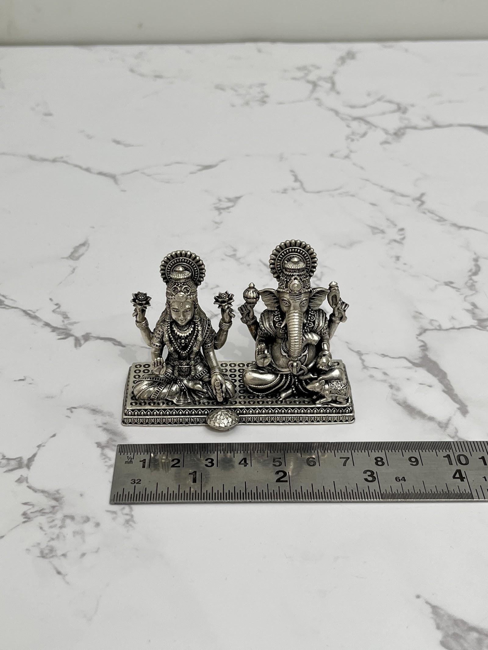Silver Lakshmi Ganesh Idol · 120 g, sterling silver