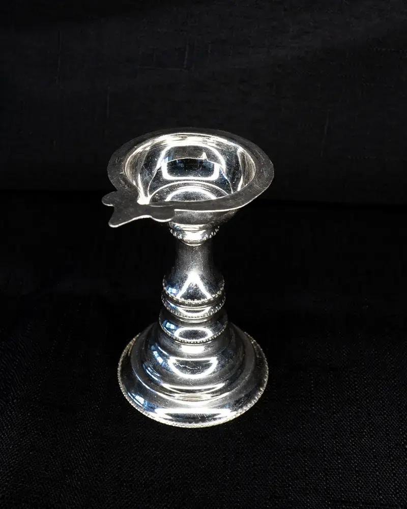 Spouted Standing Diya, in silver