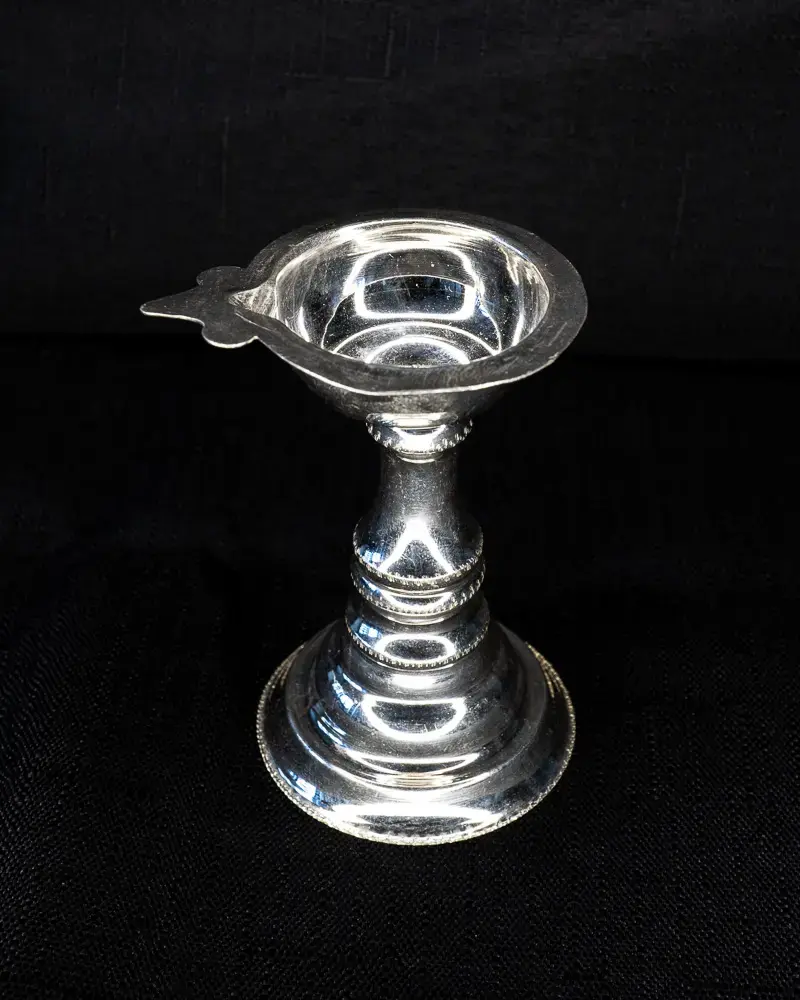 Spouted Standing Diya, in silver