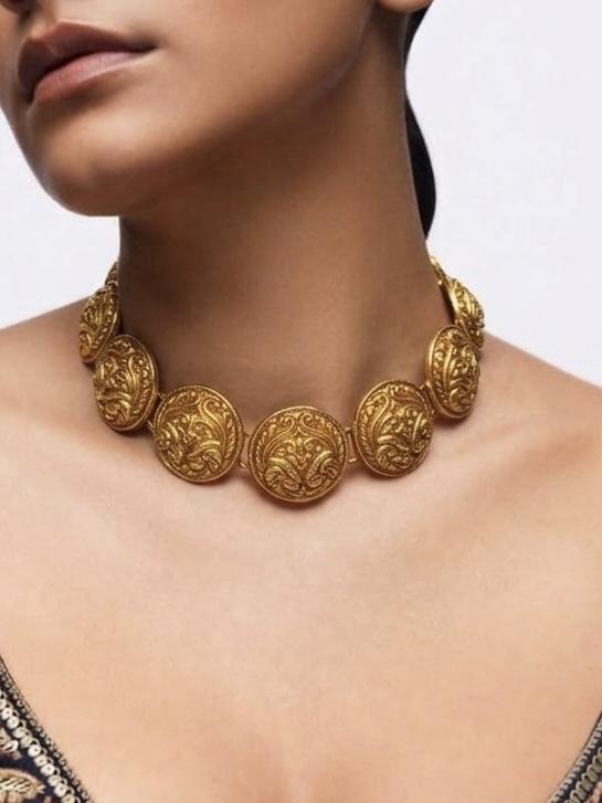 Gold Choker Necklace · 34 g, sterling silver
