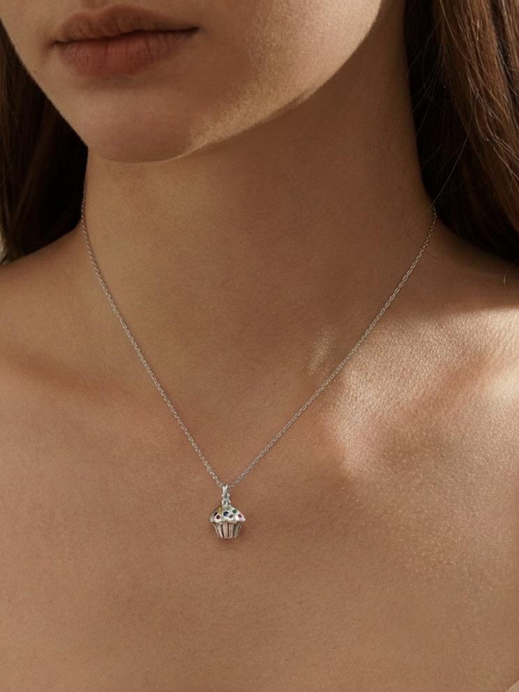 Cupcake Pendant