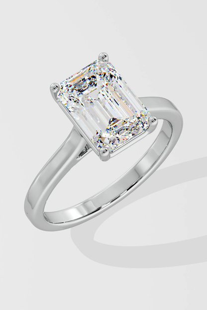 EMERALD SOLITAIRE RING