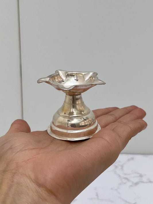 5 MUKHI DIYA