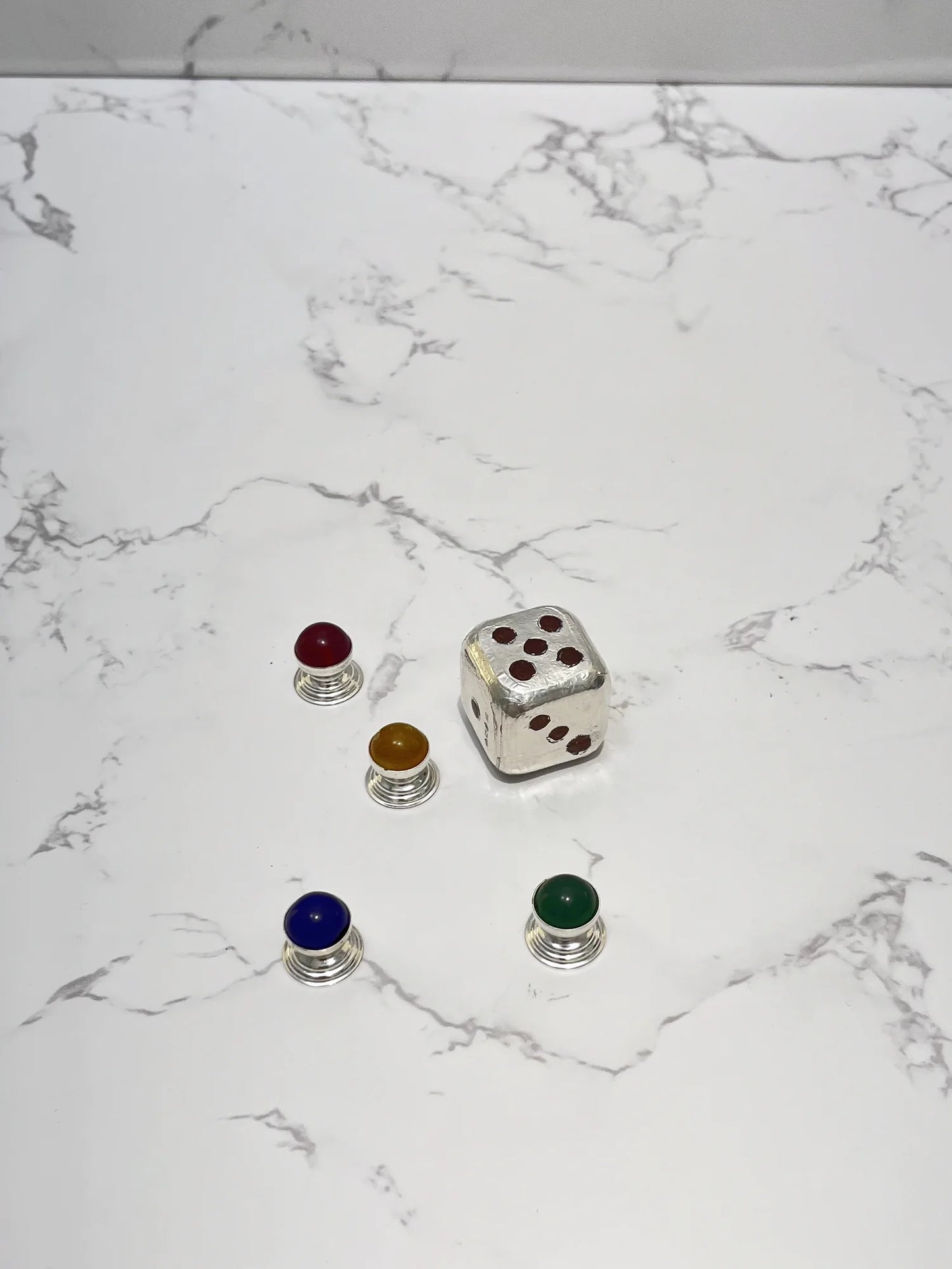 SNAKE AND LADDER GAME BOARD