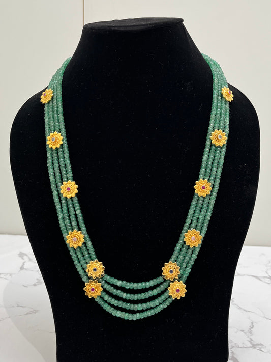 GREEN BEADED NECKLACE