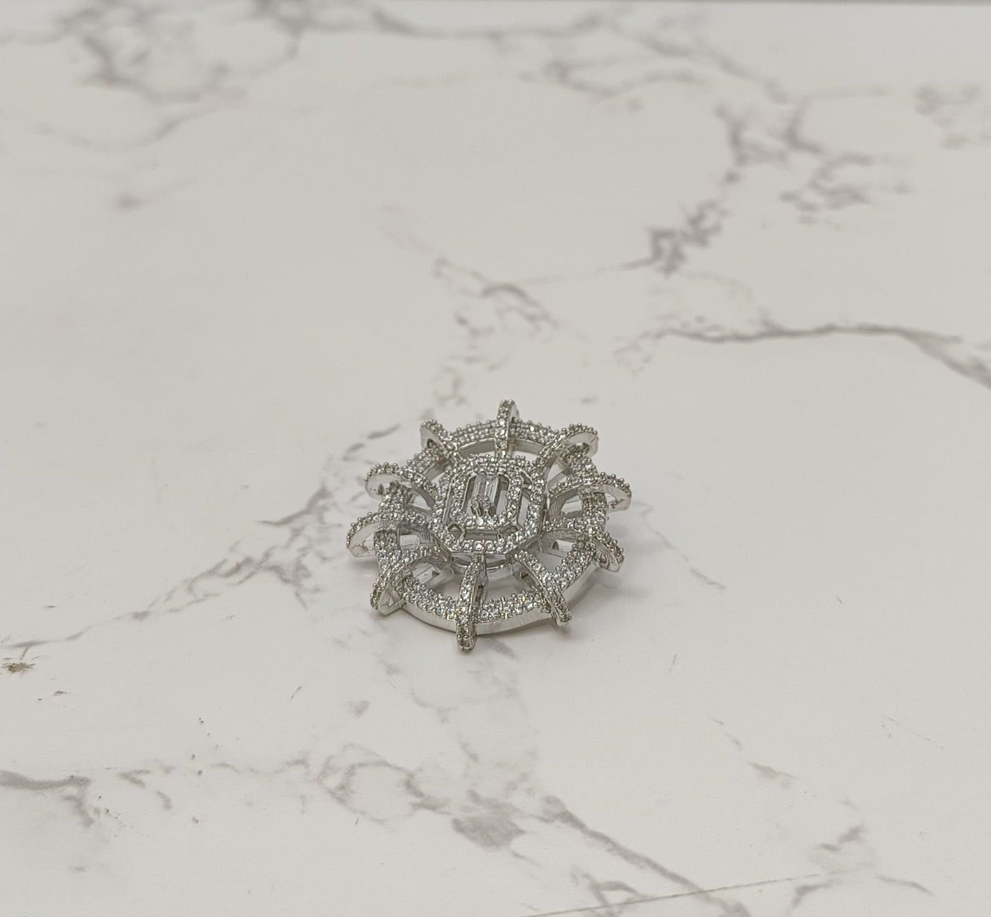 WHEEL BROOCH