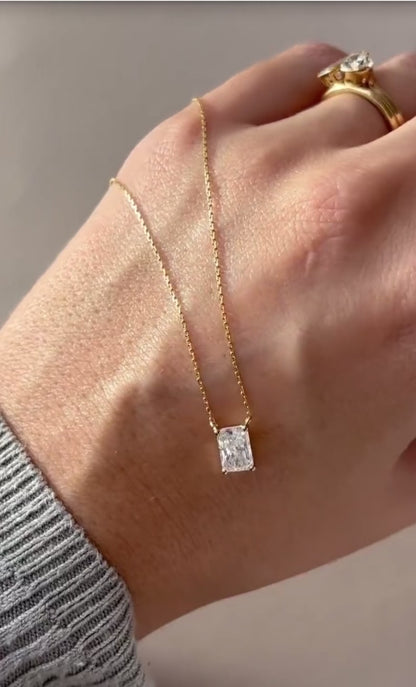 RADIANT SOLITAIRE NECKLACE