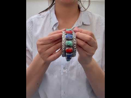 SEMI-PRECIOUS STONE KADA