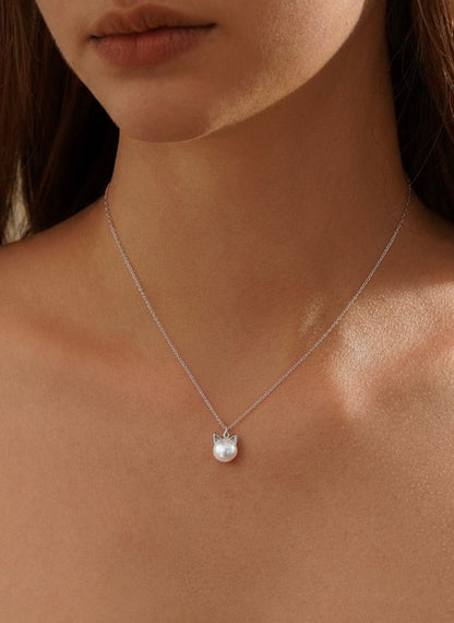 Woman wearing purrfect cat pendant necklace 925 silver – positive affirmation jewelry on model